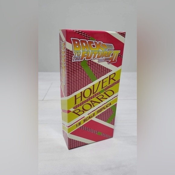 Back to the Future 2-Inch Desktop Model Hoverboard - Picture 1 of 5